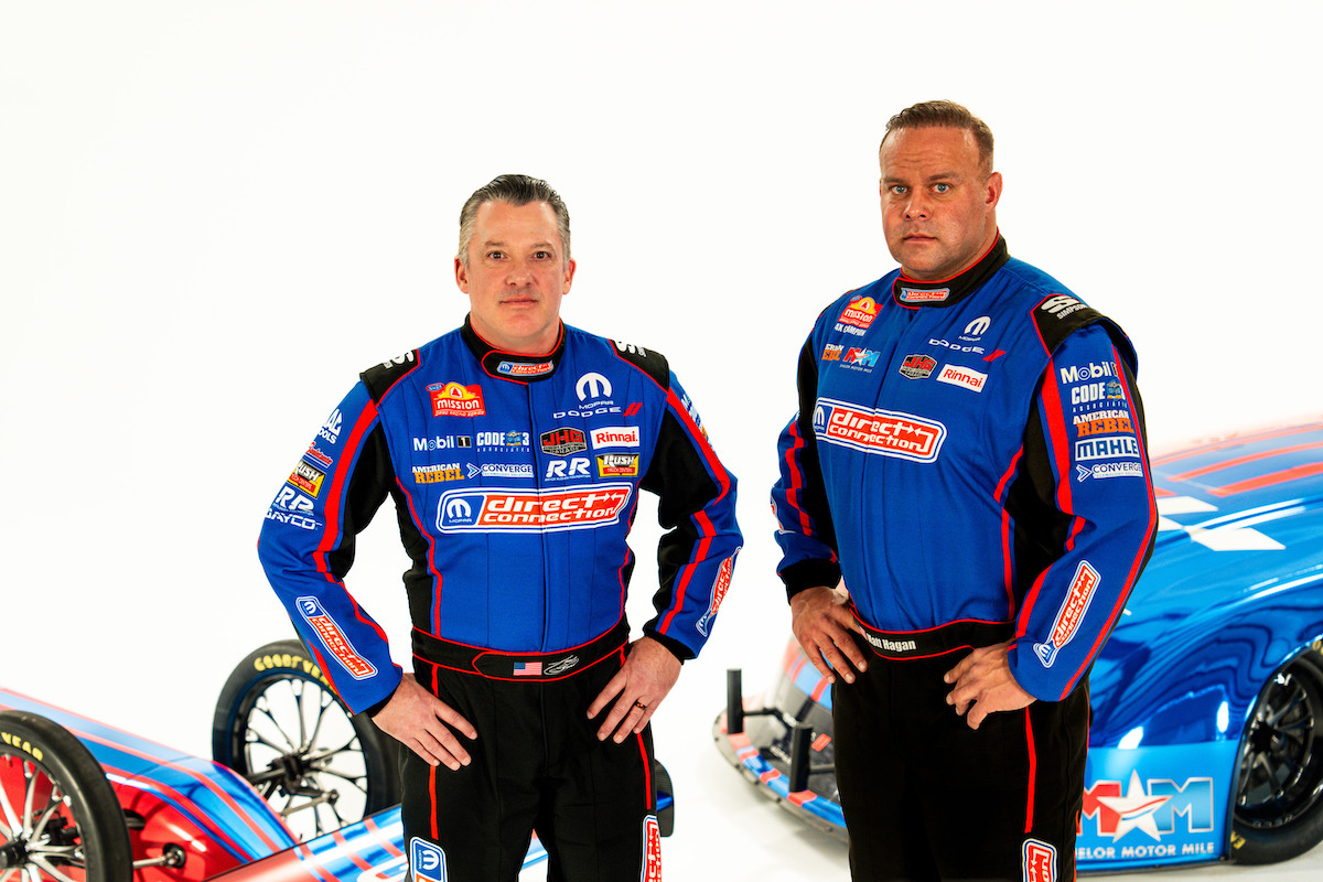 Tony-Stewart-Matt-Hagan-Ready-
