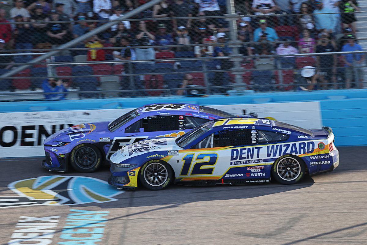 Blaney Holds Off Bell To Stop Reddick