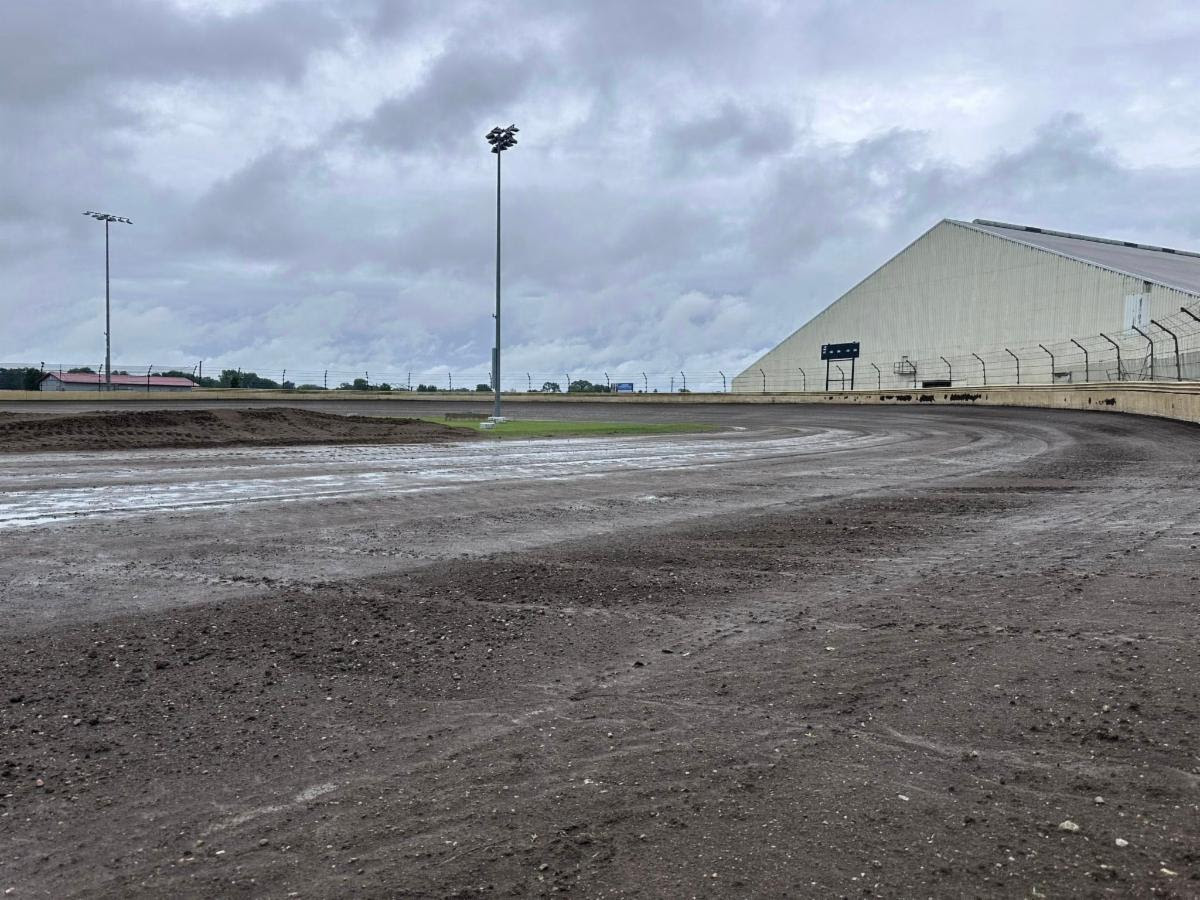 Rain Ends Midget Week, Sarff Earns $15,000