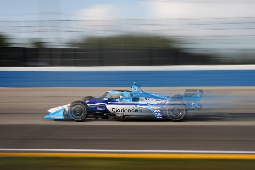 Newgarden Shows Speed At The Milwaukee Mile