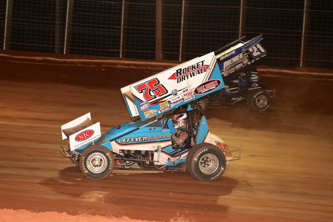 Chase Dietz (75) races under Brian Montieth at BAPS Motor Speedway. (Dan Demarco photo)