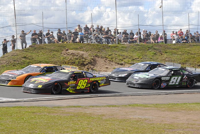 Visit Petty & Speedway 660 Pro Stock Series Returns page