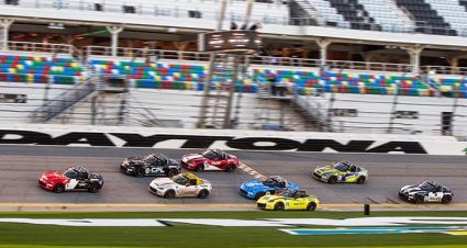 Thrilling Finish In Daytona MX-5 Cup Opener