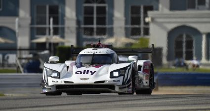 Johnson Finds Parallels In Sports Cars & Indy Cars