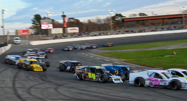 Visit Tri Track Modifieds Reveal Lucrative Purse & Awards page