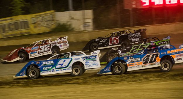 The DIRTcar Summer Nationals season is set to launch on June 15. (Tyler Rinken Photo)