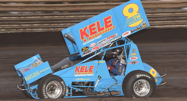 Clint Garner paid tribute to Greg Hondett and Jeff Swindell last Saturday at Knoxville Raceway. (Paul Arch Photo)