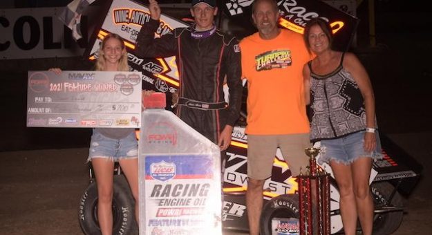 Shain Kaiser following his Lucas Oil POWRi 600cc Micro Sprint League win at Lincoln Speedway. (Allen Horcher Photo)