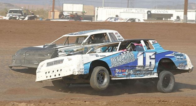 IMCA Sunoco Stock Car EQ Cylinder Heads Southern Region Champion Aaron Spangler. (Tom Macht Photo)