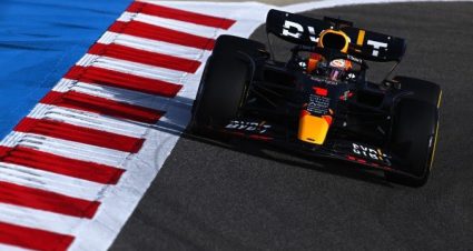 Verstappen Tops Bahrain Practice