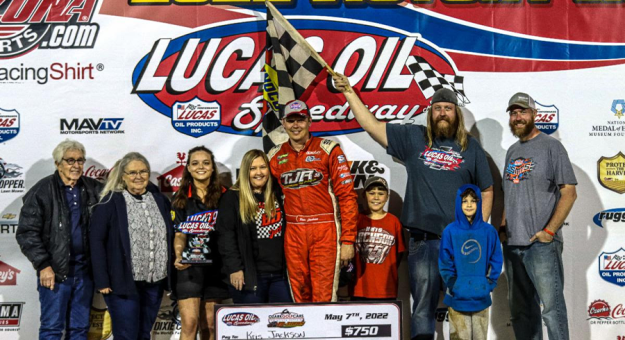 Visit Jackson Wins USRA B-Mod Feature page