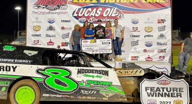 Visit McCowan Rallies To Win USRA Modified Feature page