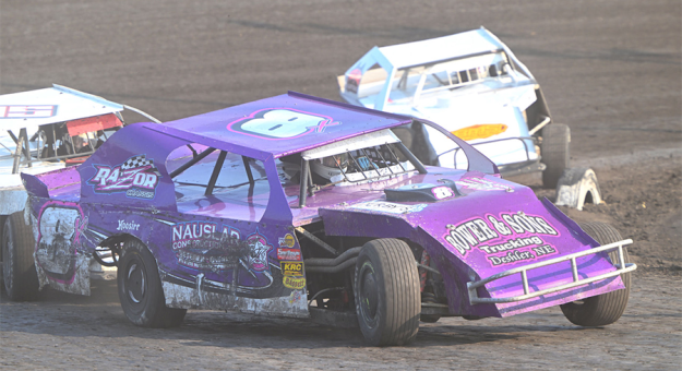 Visit Entries On Record Pace for IMCA Super Nationals page