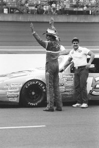 1992 Atlanta Nov Richard Petty Thanks Fans