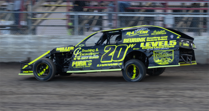 IMCA Modifieds To Return To Wisconsin’s Wilmot Raceway