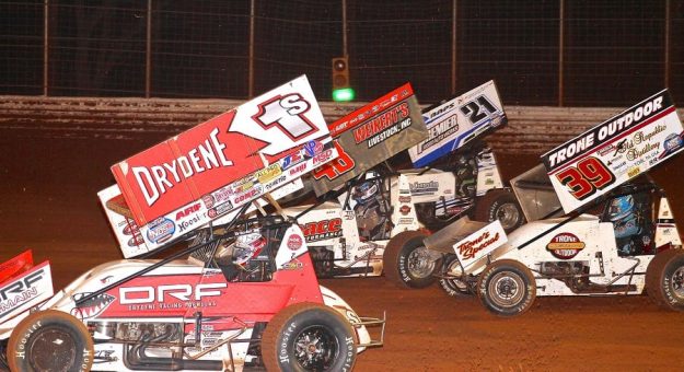 2020 Baps Sprint Showdown 2 Logan Schuchart Leads Battle Pack Dan Demarco Photo.jpg