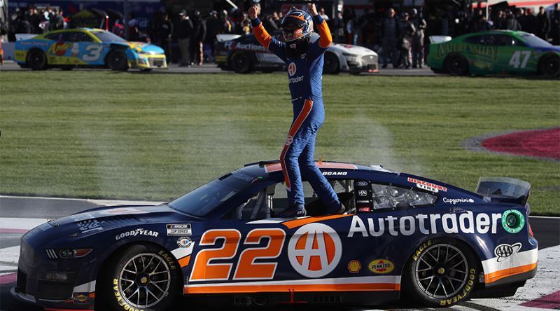 Logano Dominates From The Pole, Wins Atlanta - SPEED SPORT