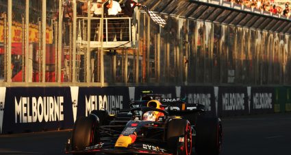 Verstappen Holds Off Hamilton In Australia