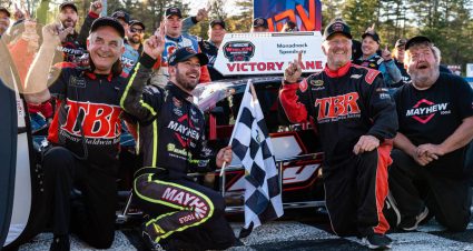 Coby Dominates Duel At The Dog 200