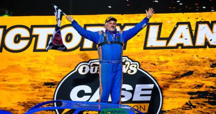 Erb Dusts Kansas Late Model Foes