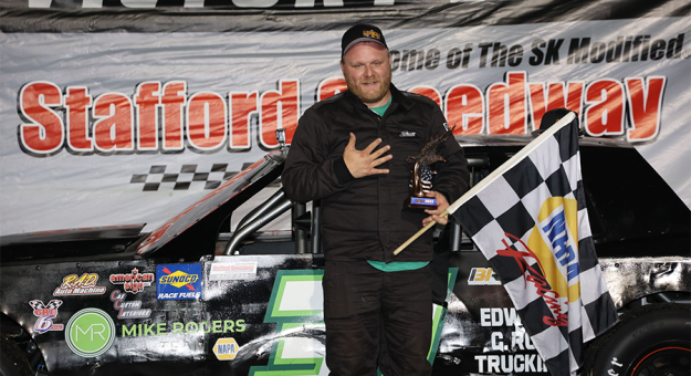 Visit Waterman Wins Stafford Street Stock Feature page