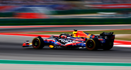 Verstappen Dominates COTA Sprint