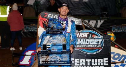 Larson Trounces Placerville Midget Field