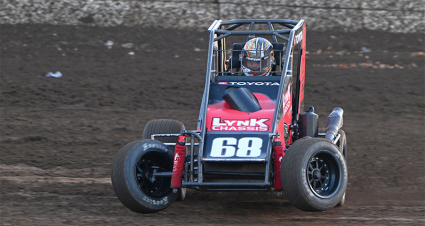 Axsom Leads Turkey Night Tune-Up At Ventura