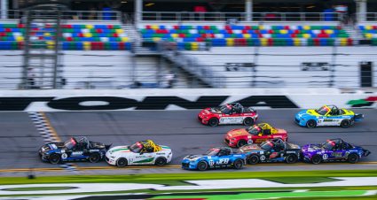 Wagner Narrowly Wins Mazda MX-5 Cup Opener At Daytona