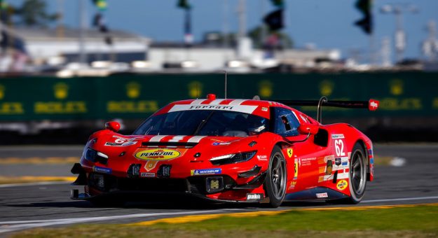 #62: Risi Competizione, Ferrari 296 GT3, GTD PRO: Daniel Serra, Davide Rigon, Alessandro Pier Guidi, James Calado