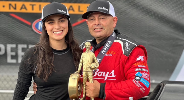 Visit Jasmine Salinas Takes Over Top Fuel Duties For Scrappers Racing page