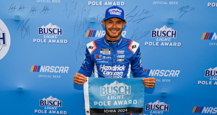 Larson On Pole For Iowa Cup Series Race