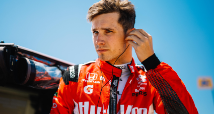 Lundgaard To Take Rossi’s Seat At Arrow McLaren In 2025