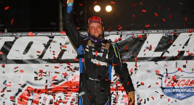 Visit O’Neal Ends Lucas Late Model Drought page