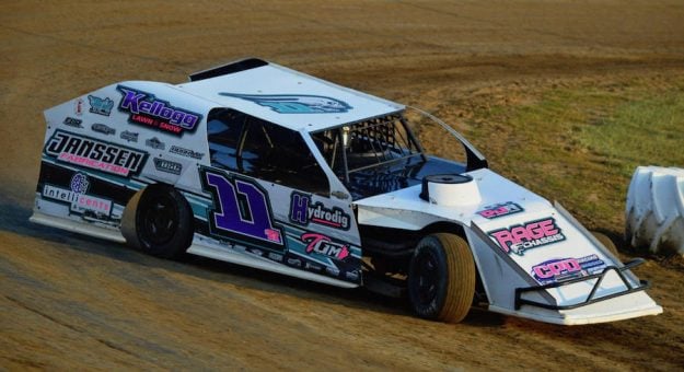Visit Braaksma Keeps Rolling In IMCA Action page