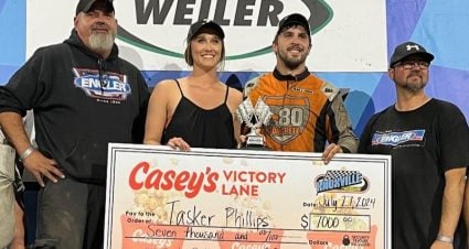 Phillips Bests Abreu In Knoxville Sprint