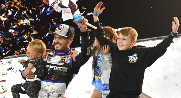 2024 08 10 Knoxville Cooper Kyle Larson Audrey Larson Owen Larson Paul Arch Photo (70)a