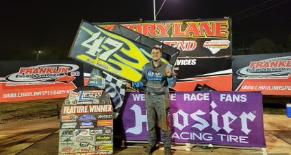 Riggins Rallies For USCS Carolina Speedway Victory