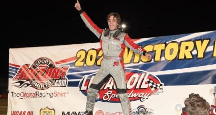 Doney Does In POWRi Non-Winged Run