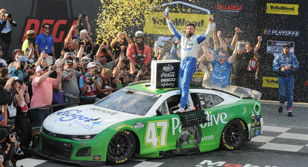 Visit Stenhouse Bests Keselowski, Byron For Talladega Victory page