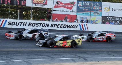 Myers Breaks The Ice, Wins Battle of SOBO SMART Modifieds