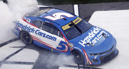 Larson Dominates At Charlotte Roval, Reddick Stays Alive In Playoffs