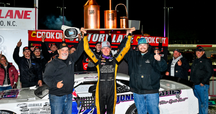 Jones Claims N. Wilkesboro CARS Tour Finale, Queen Captures Title