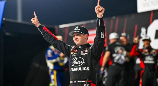 November 01, 2024: NASCAR Craftsman Truck Series races during the Zip Buy Now, Pay Later 200 at Martinsville Speedway in Ridgeway, Virginia. 

(HHP/Jacy Norgaard)