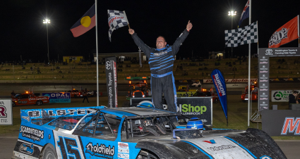 Warren Oldfield Wins First John Day Classic