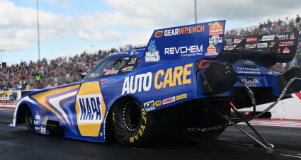 Blue Wolf To Support Ron Capps